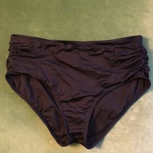 Ruched swimsuit bottom